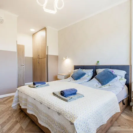 Apartment Nehru